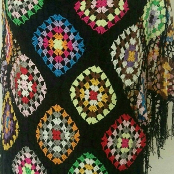 Spring Granny Square boho top, handmade - Picture 6 of 9